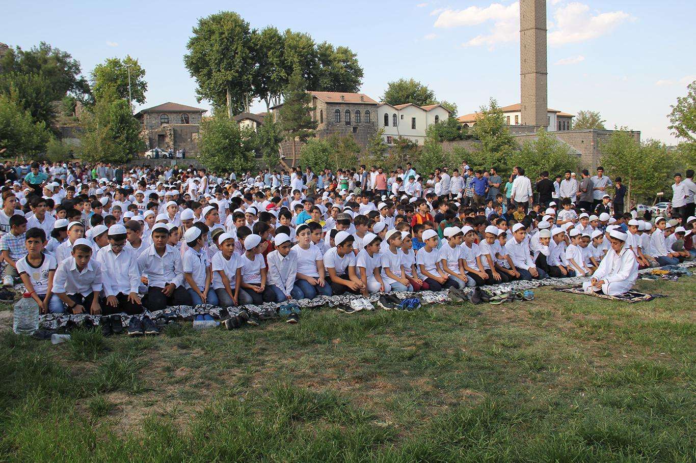 Hayat Namazla Güzeldir etkinliğinin finali Diyarbakır'da yapılacak